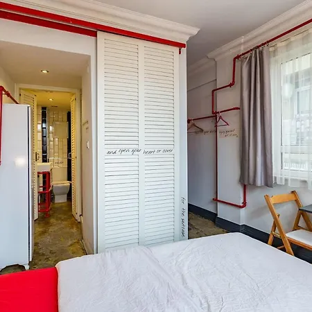 Apartamento Cozy Studio Apartment Conveniently Located Near Popular Attractions In Beyoglu